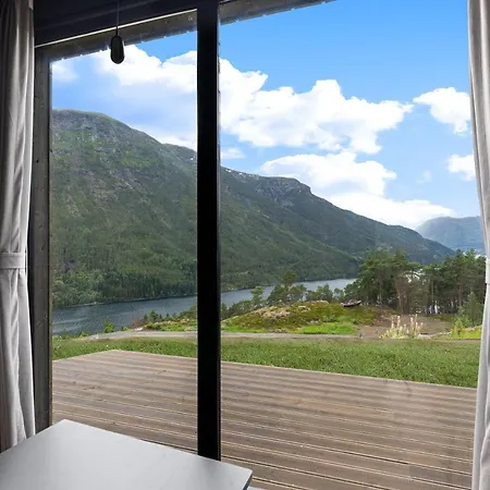 בית נופש Fjordpanorama - With View סוגנדל