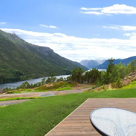 Fjordpanorama - With View